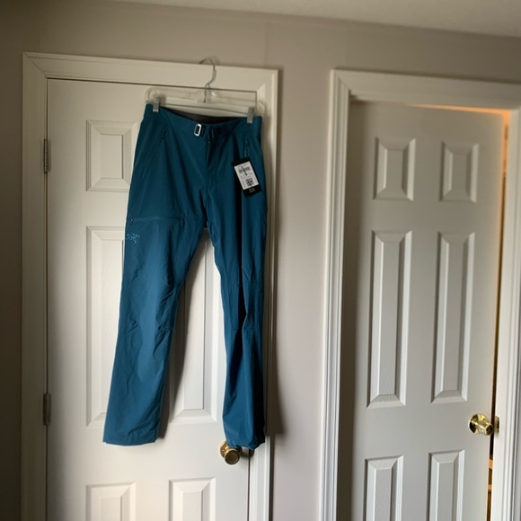 Arc'teryx Men's Teal Cargo Pants - Picture 1 of 6
